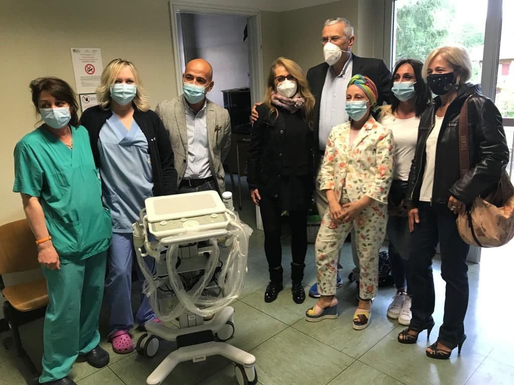 Un ecografo donato da AMOR e CAOS per le Cure Subacute di Angera