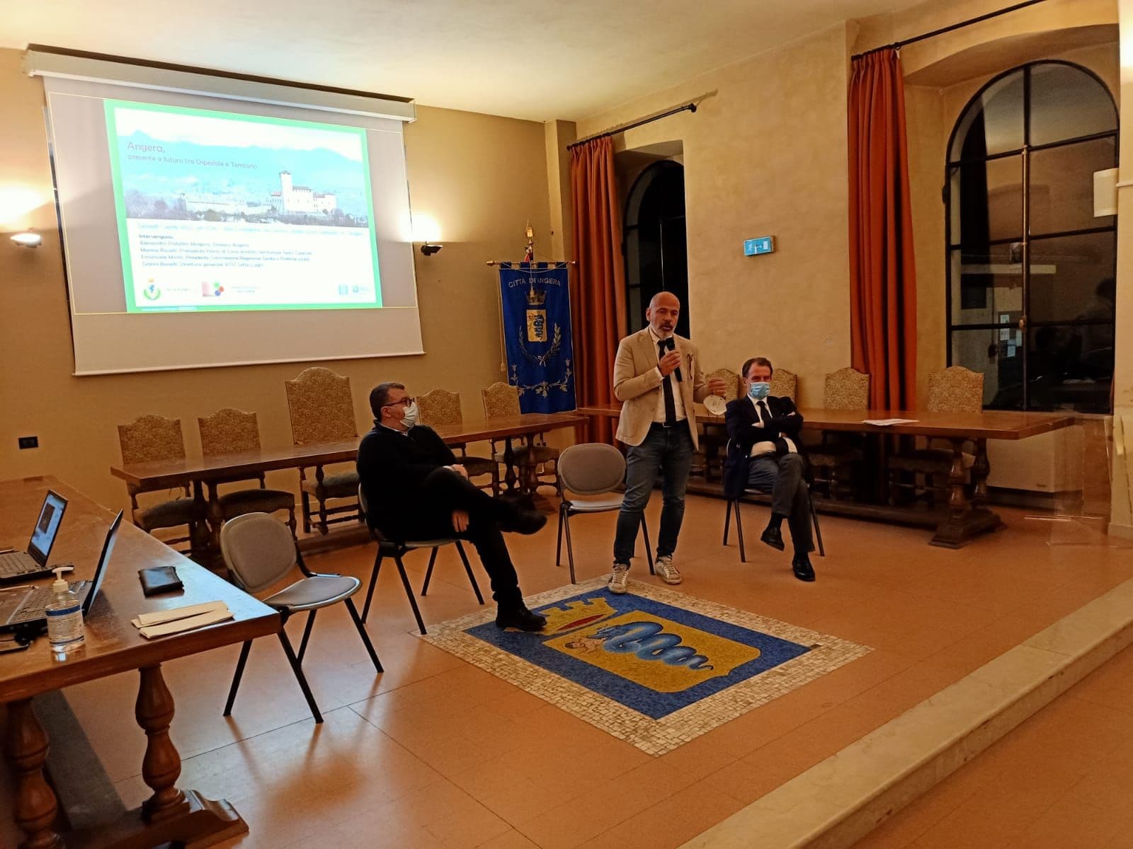 Angera, una serata dedicata al presente e al futuro della sanità tra Ospedale e Territorio