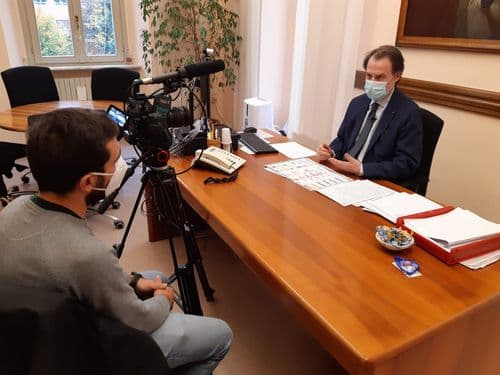 Media gallery item